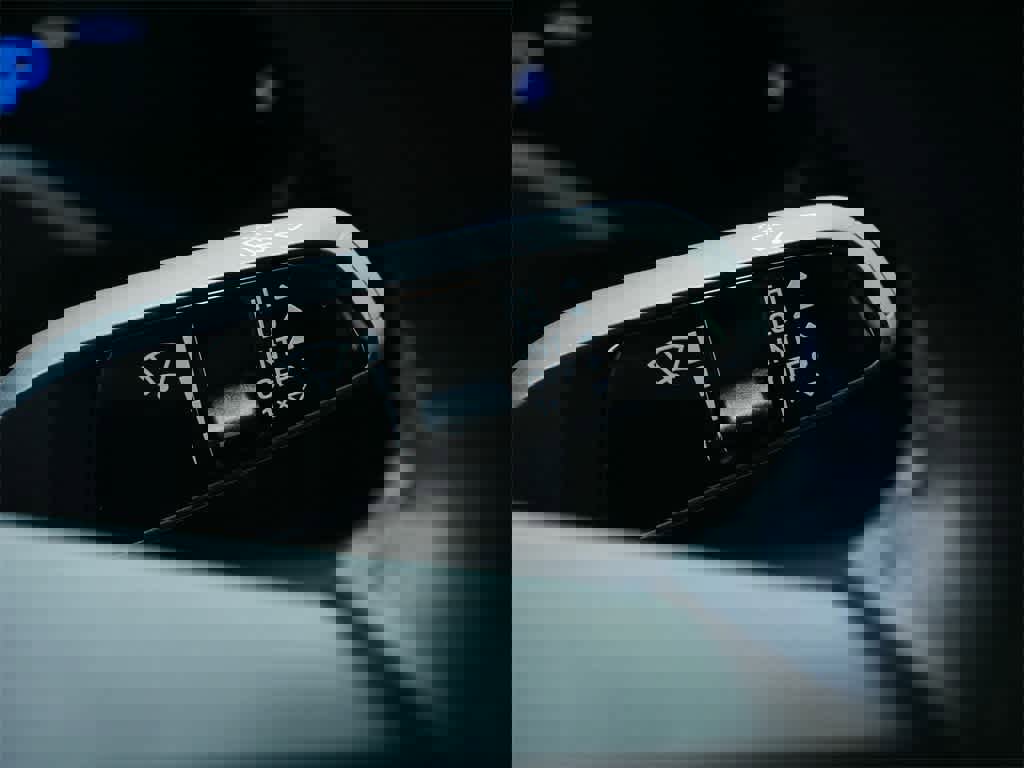 Used 2020 Porsche Taycan Turbo image 24