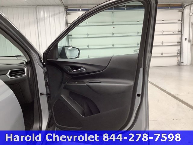 Used 2023 Chevrolet Equinox LT w/ LPO, Floor Liner Package image 10