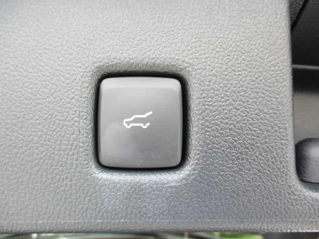 New 2024 Ford Escape ST-Line w/ Equipment Group 301A FWD image 24