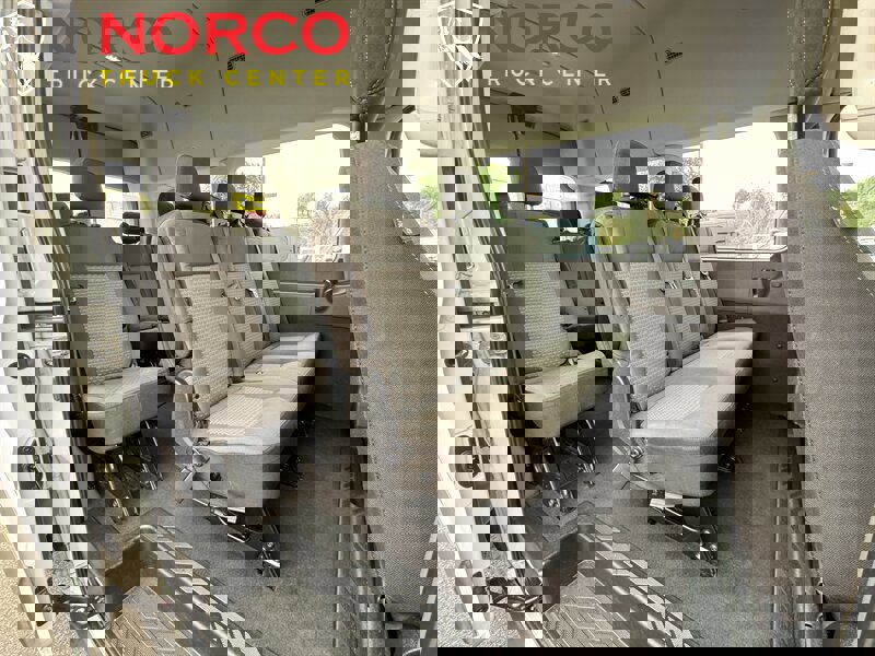 Used 2021 Ford Transit 350 XLT image 3