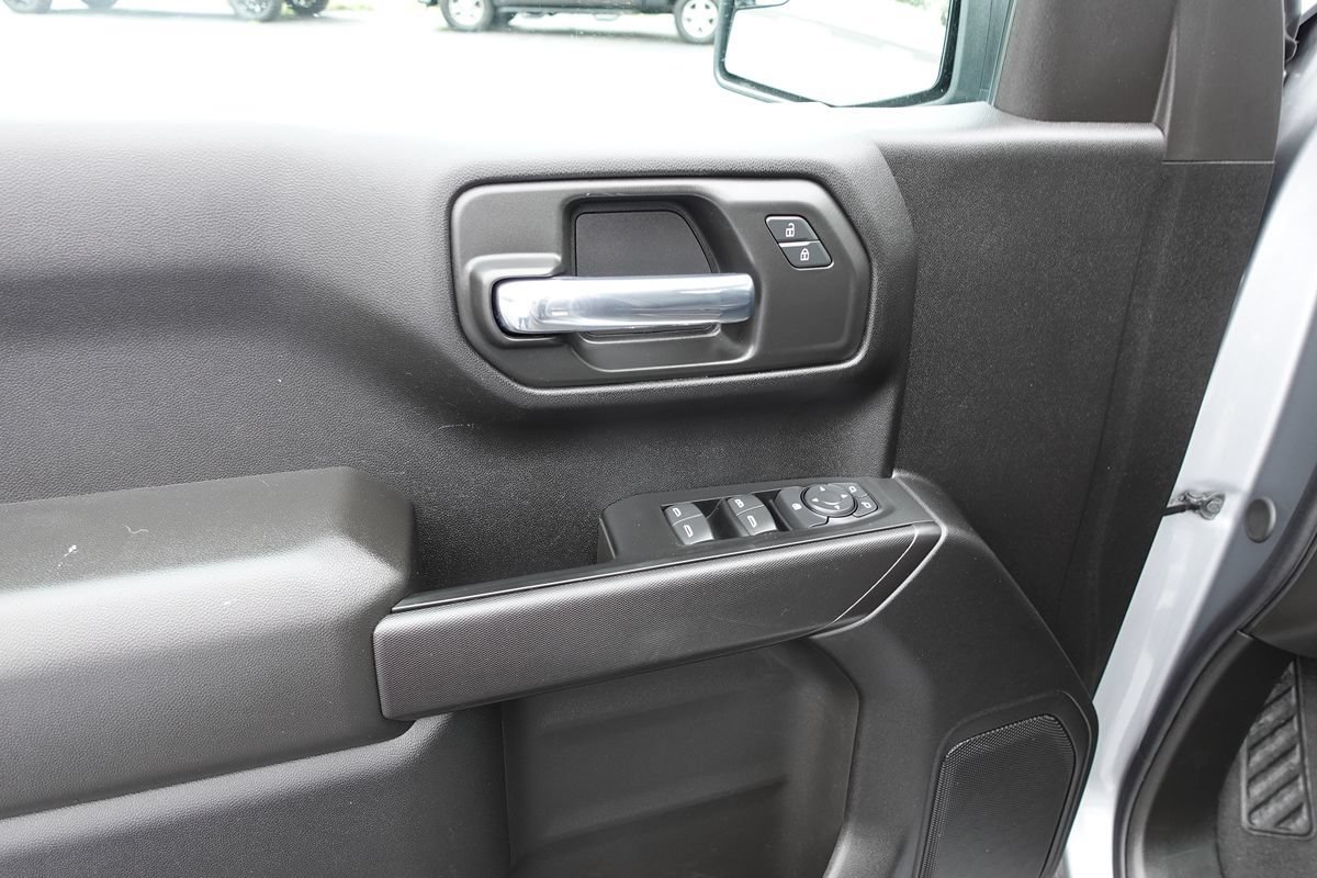 Used 2024 Chevrolet Silverado 1500 Custom w/ Rally Edition AWD/4WD image 16