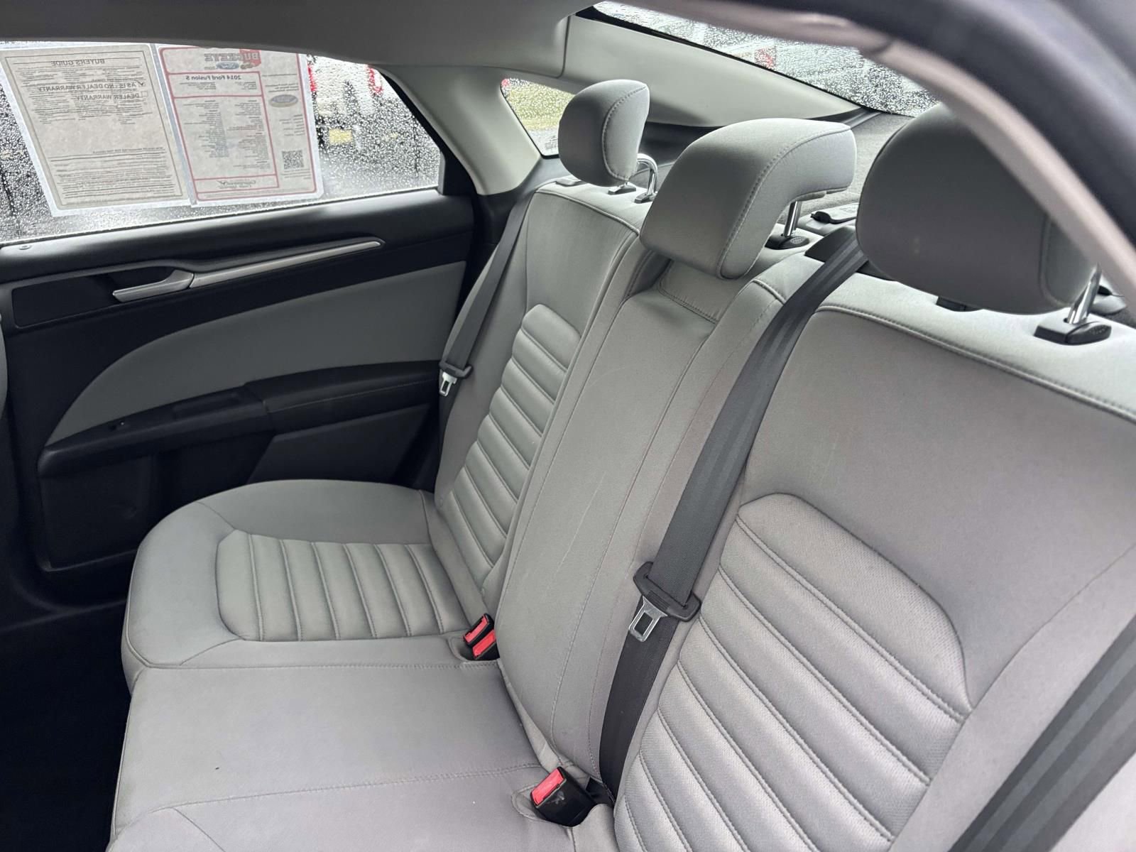 Used 2014 Ford Fusion S image 27