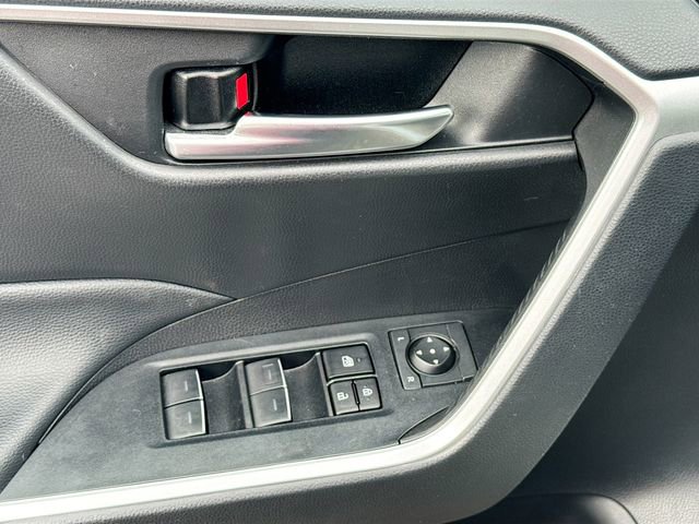 Used 2023 Toyota RAV4 XLE AWD/4WD image 23