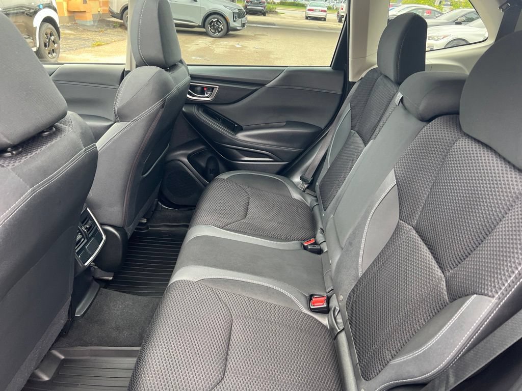 Used 2021 Subaru Forester Premium AWD/4WD image 9