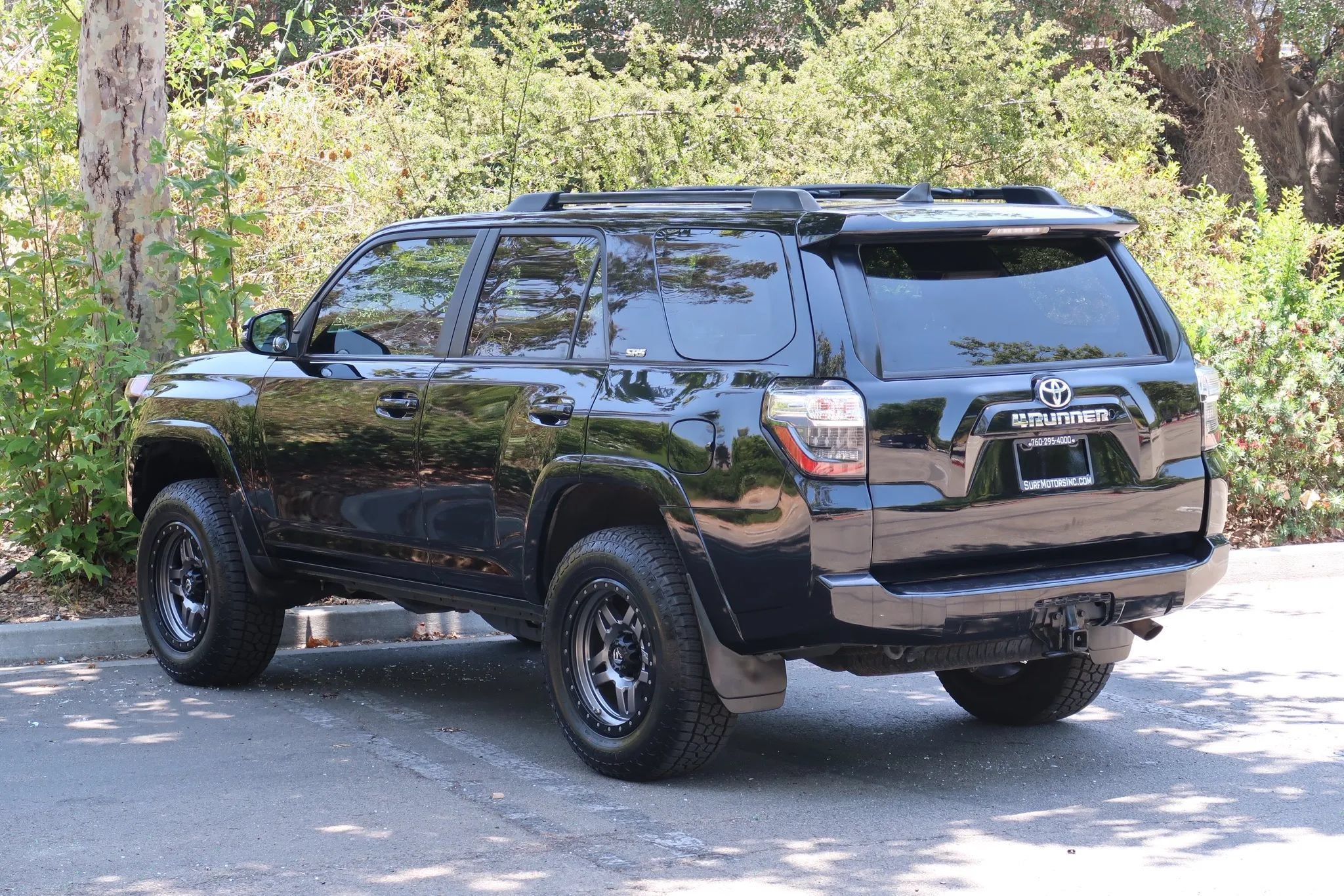 Used 2016 Toyota 4Runner SR5 Premium AWD/4WD image 9
