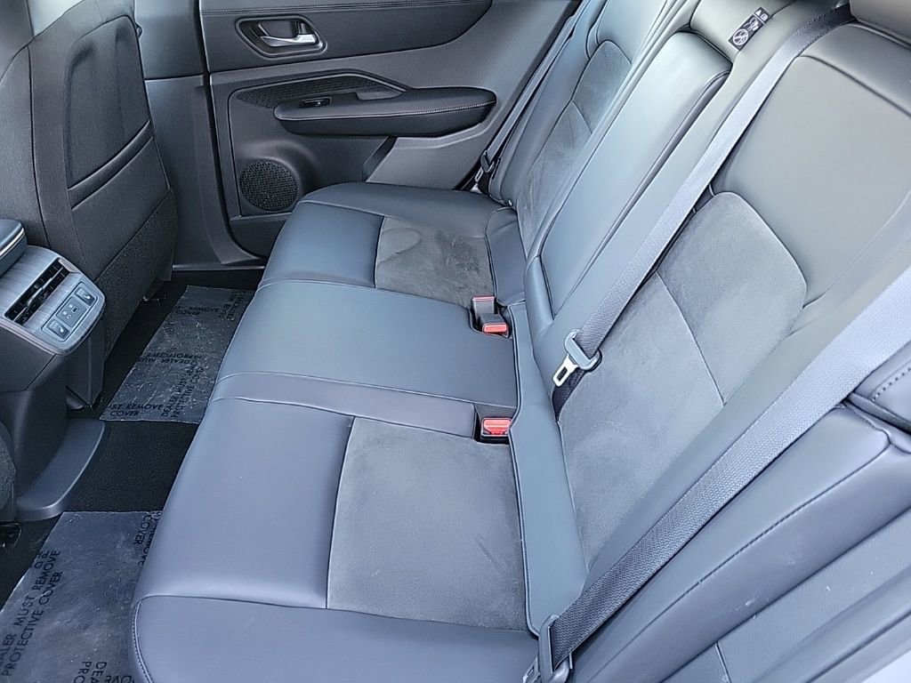 Used 2023 Nissan Ariya FWD image 13