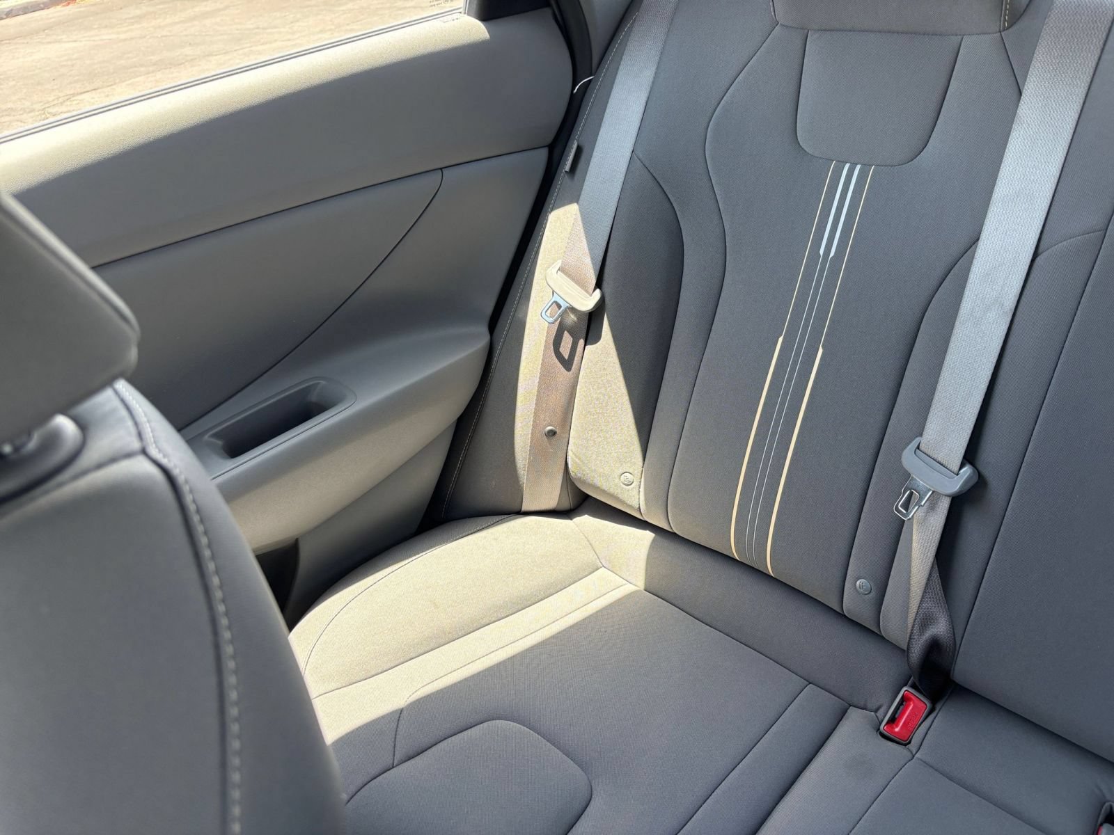 Used 2026 Hyundai Elantra Sport FWD image 38