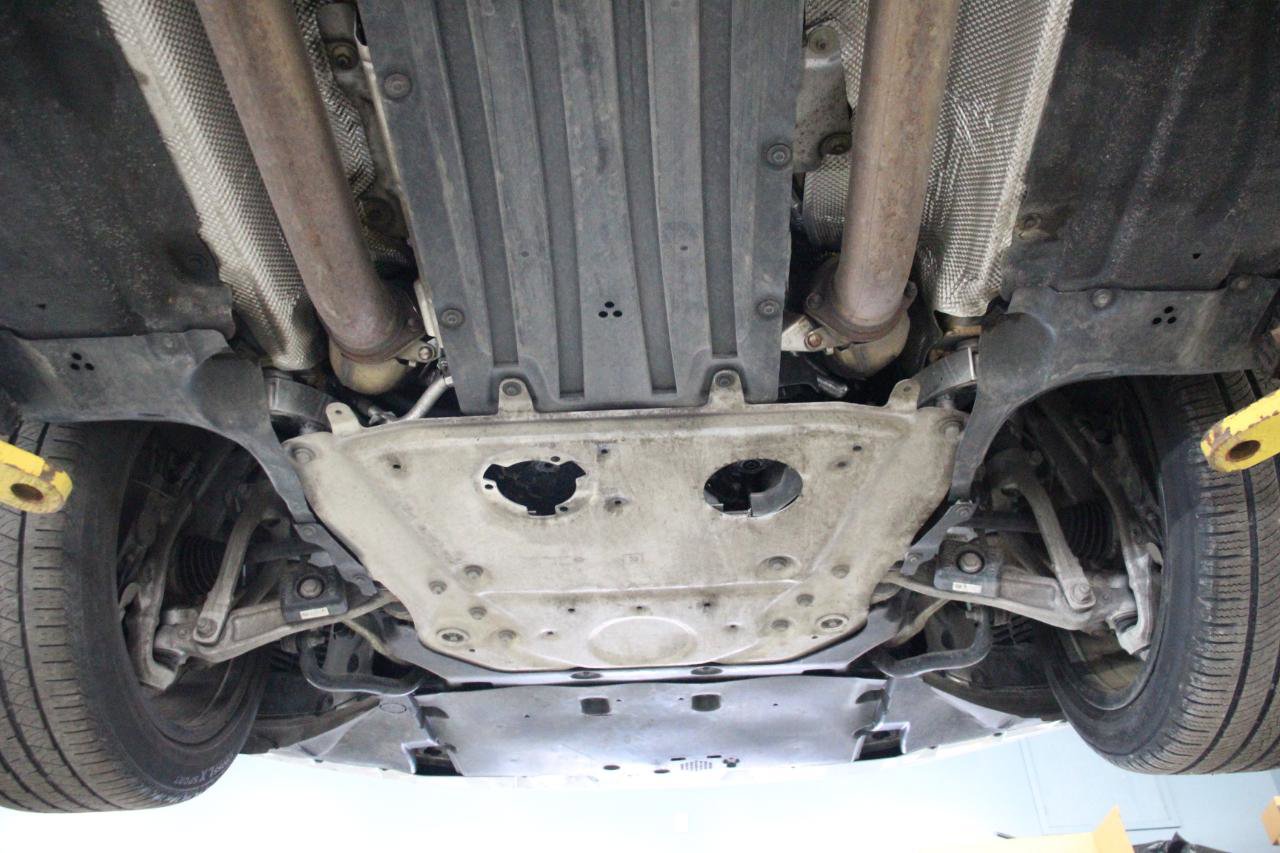 Used 2023 BMW 760i xDrive w/ Executive Package image 99