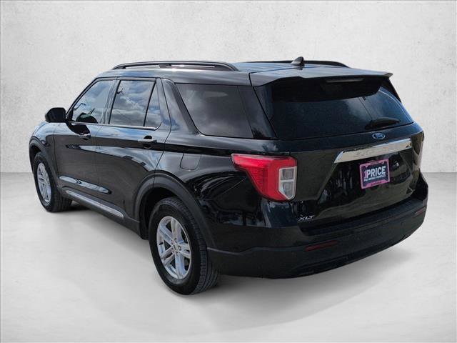 Used 2023 Ford Explorer XLT image 7