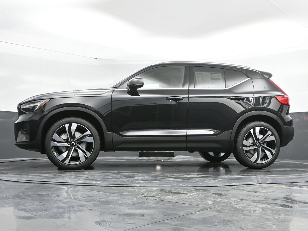 Used 2025 Volvo XC40 B5 Ultra w/ Climate Package AWD/4WD image 49