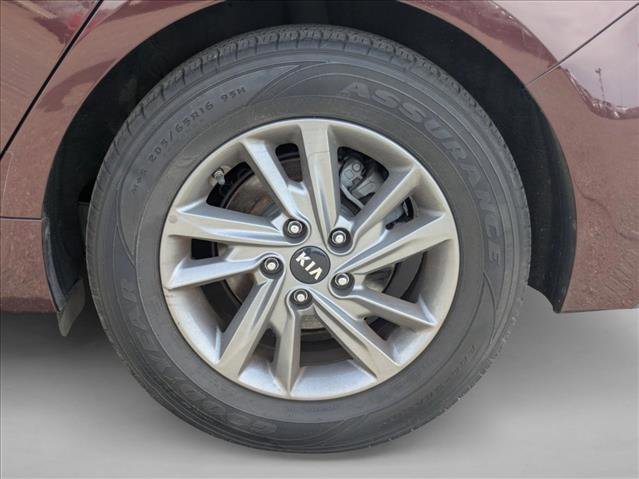 Used 2020 Kia Optima LX image 9