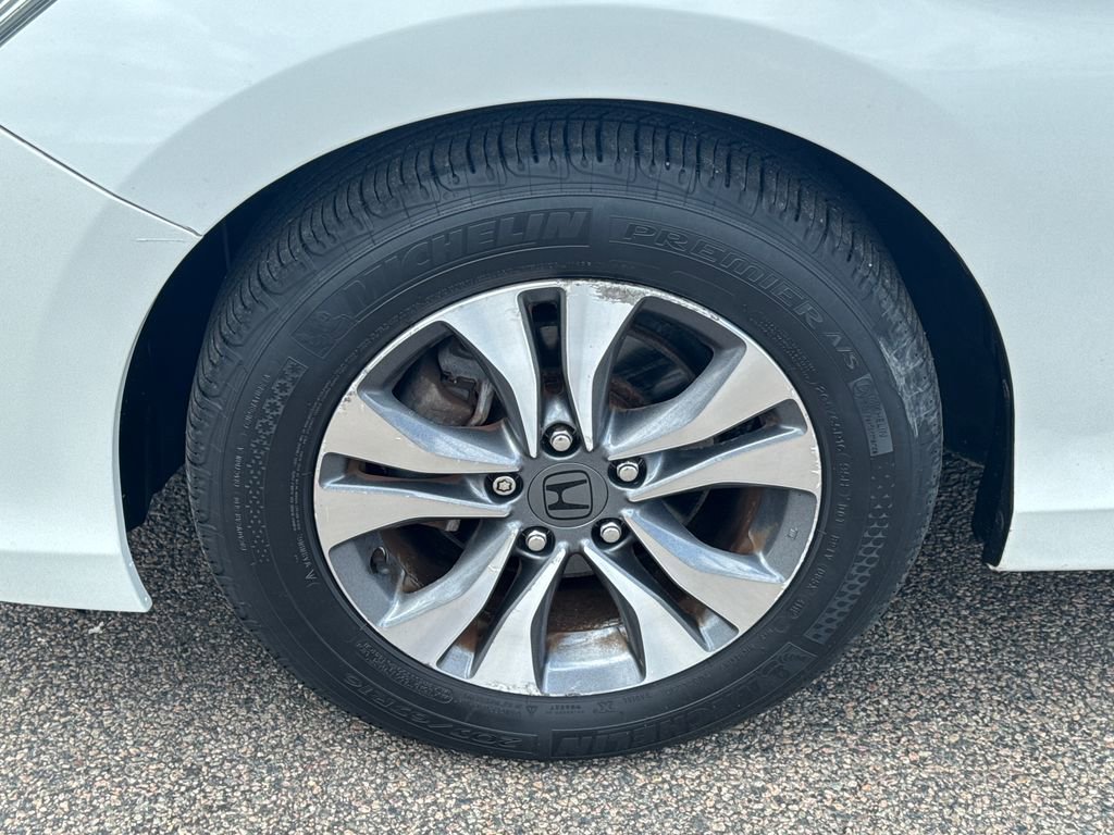 Used 2013 Honda Accord LX image 38