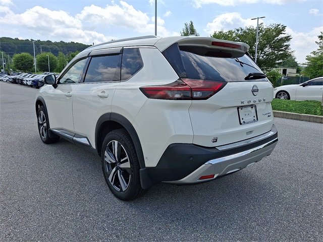 Used 2022 Nissan Rogue Platinum w/ Head-Up Display Package image 4