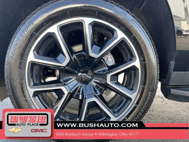 Used 2023 Chevrolet Tahoe RST w/ Luxury Package AWD/4WD image 11