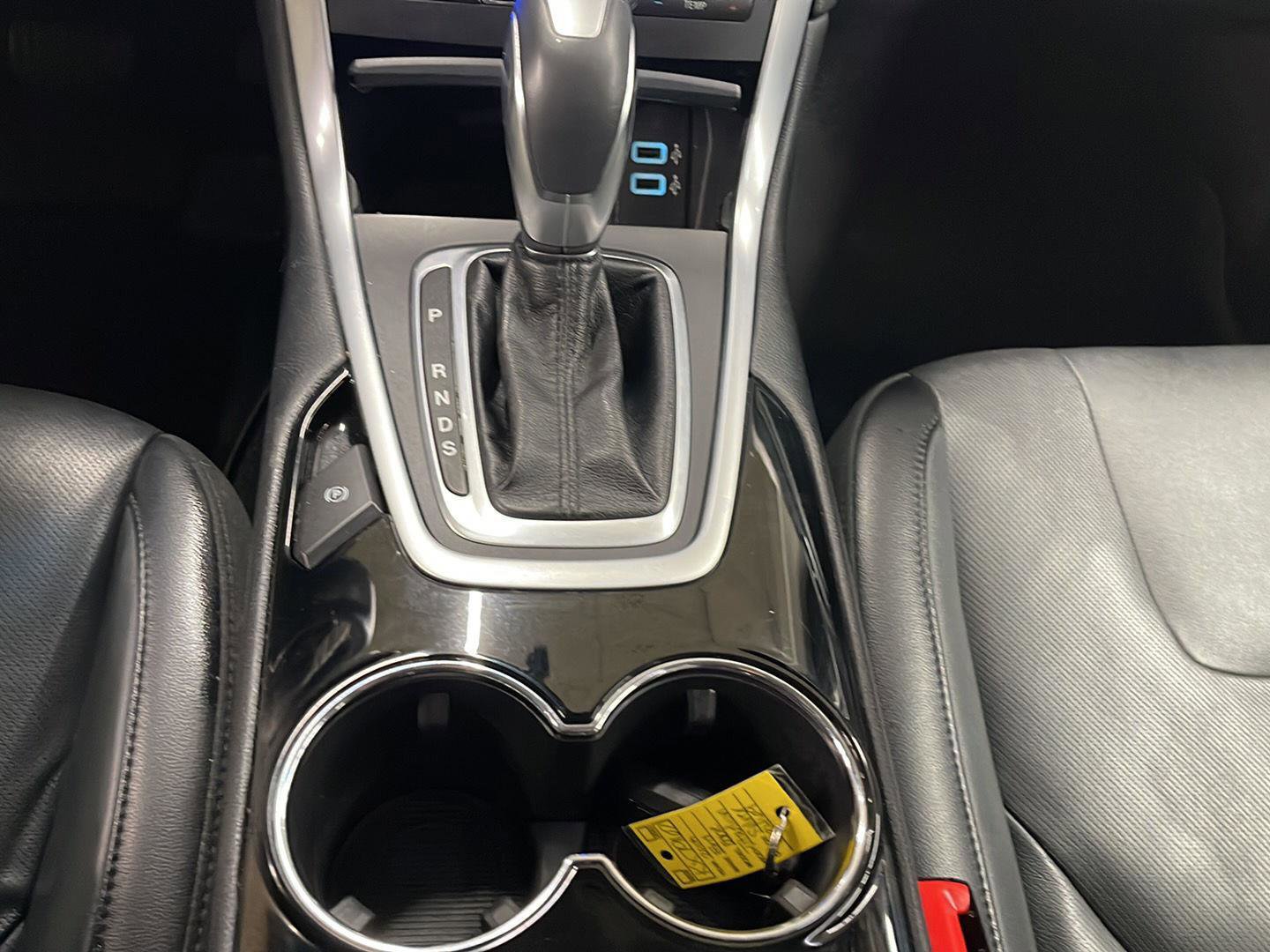 Used 2018 Ford Edge Titanium w/ Equipment Group 301A image 19