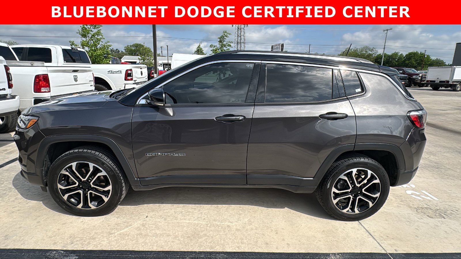 Used 2022 Jeep Compass Limited image 8