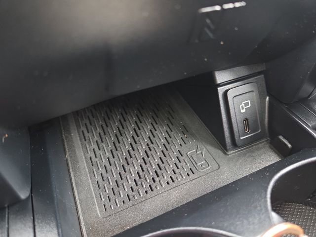 Used 2020 Mercedes-Benz GLC 300 4MATIC image 26