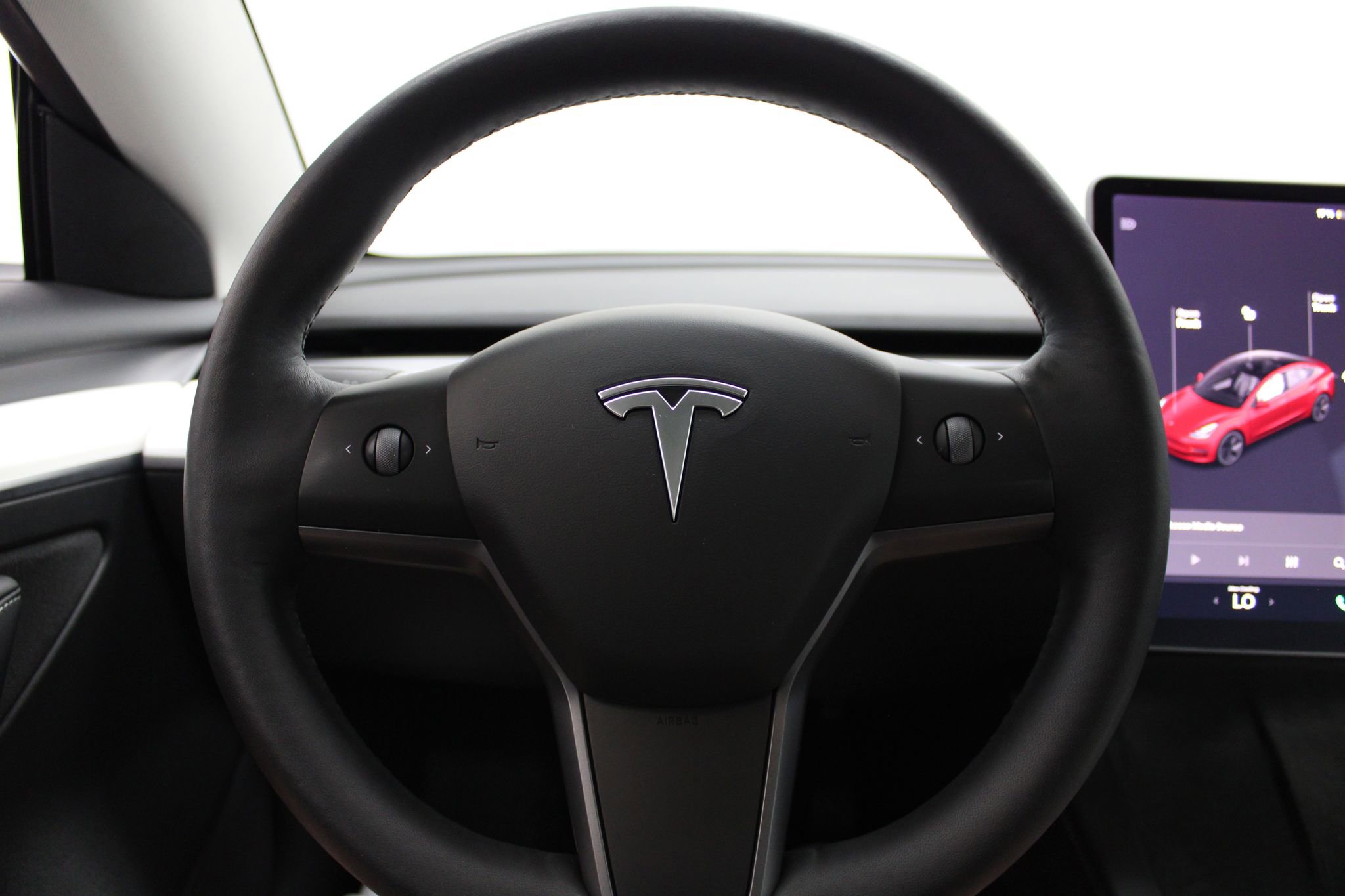 Used 2021 Tesla Model 3 Standard Range Plus image 24