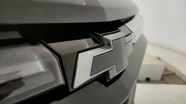 Used 2025 Chevrolet Blazer EV RS FWD image 33