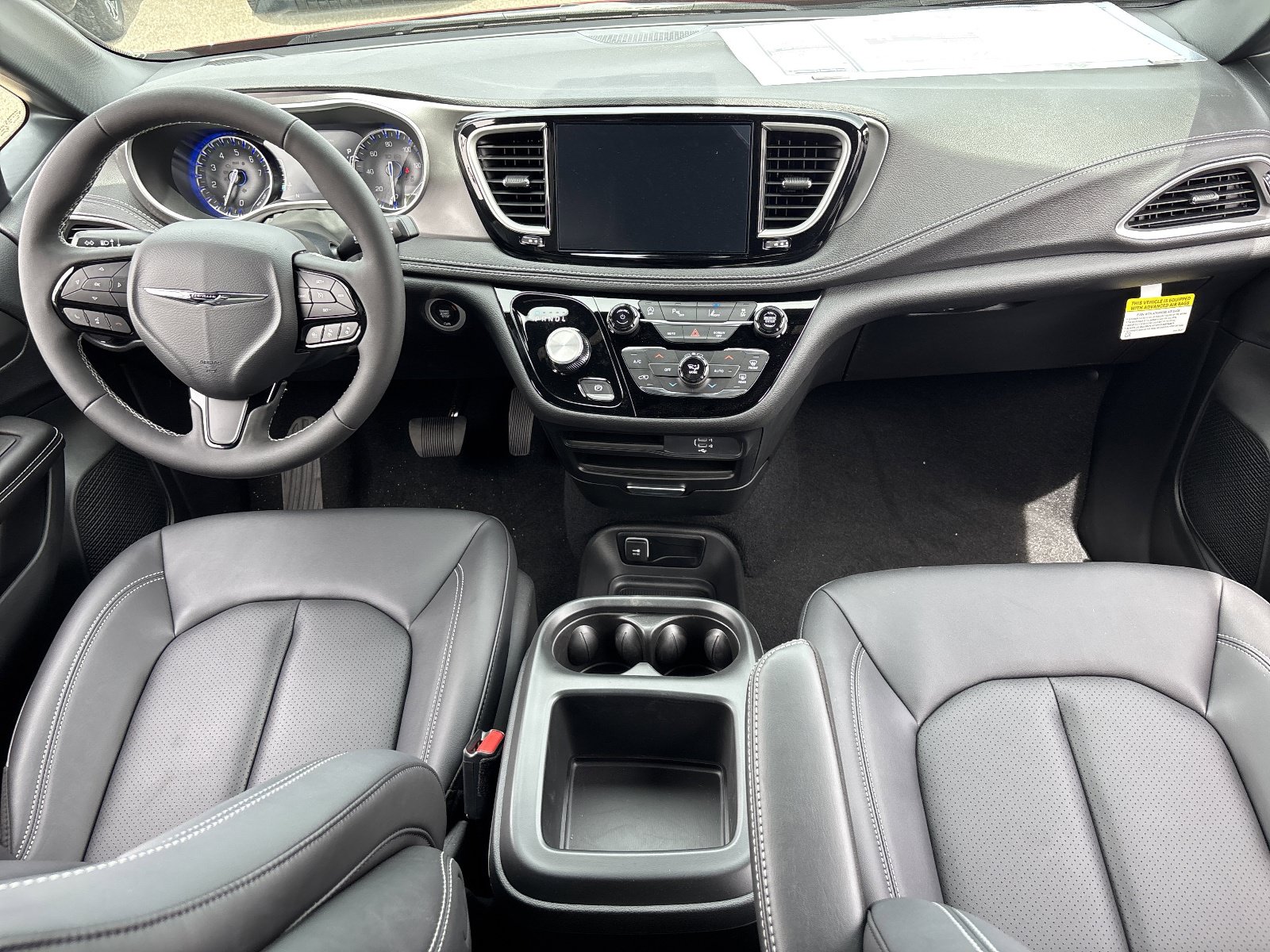 New 2026 Chrysler Pacifica Select w/ S Appearance Package FWD image 12