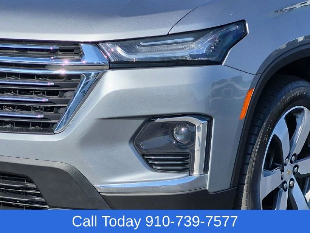 Used 2023 Chevrolet Traverse LT w/ LT Premium Package AWD/4WD image 9