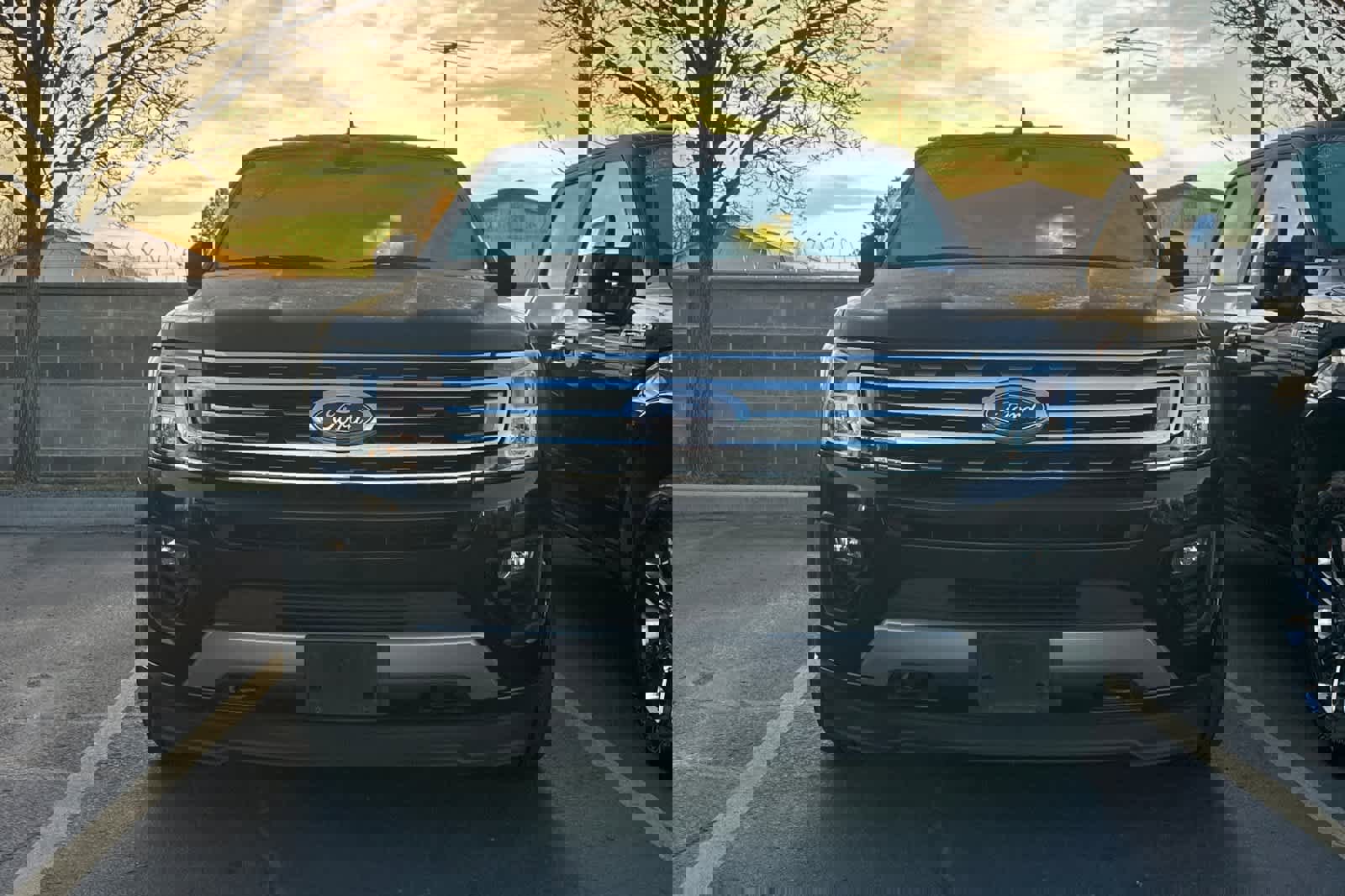 Used 2019 Ford Expedition XLT w/ Equipment Group 202A video 2