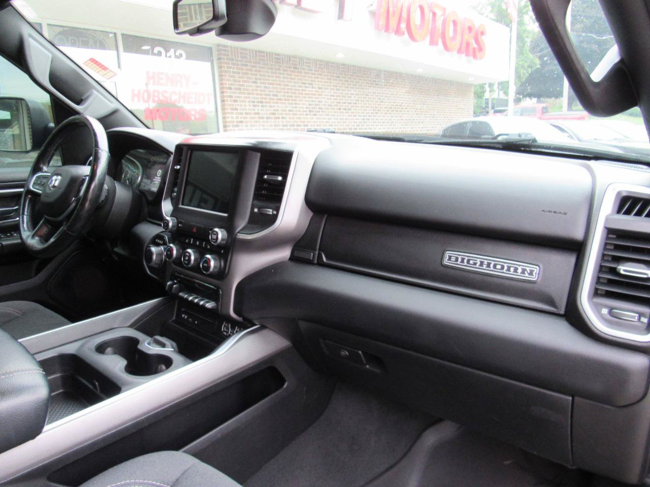 Used 2019 RAM 1500 Big Horn AWD/4WD image 36