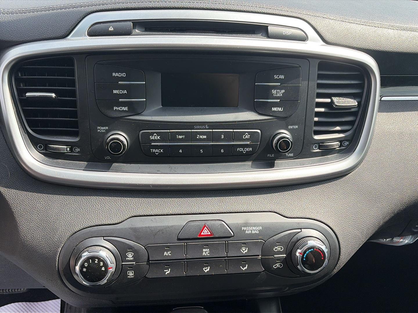 Used 2016 Kia Sorento L FWD image 20