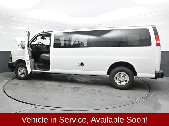 Used 2024 Chevrolet Express 3500 LS RWD image 43