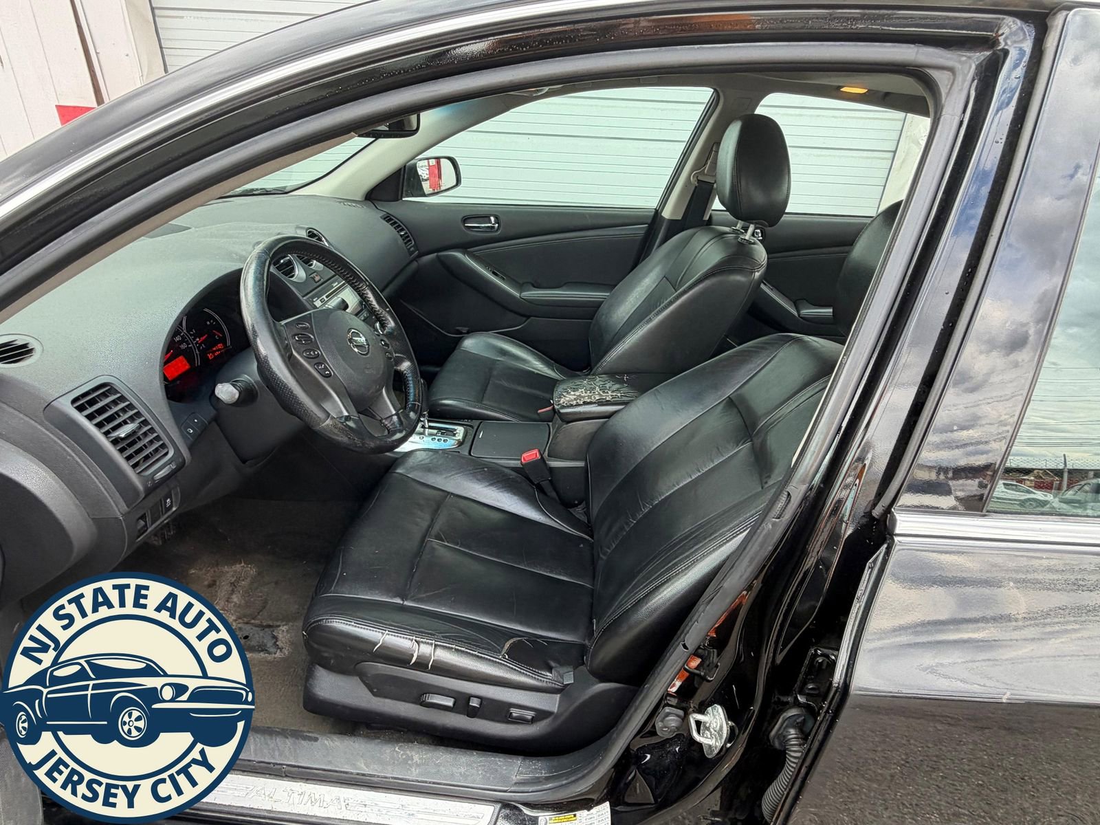 Used 2011 Nissan Altima 2.5 SL w/ 2.5SL Pkg image 2