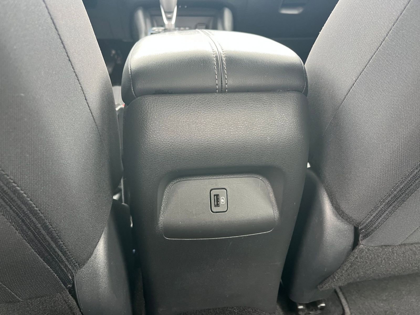 Used 2025 Nissan Sentra SV FWD image 22