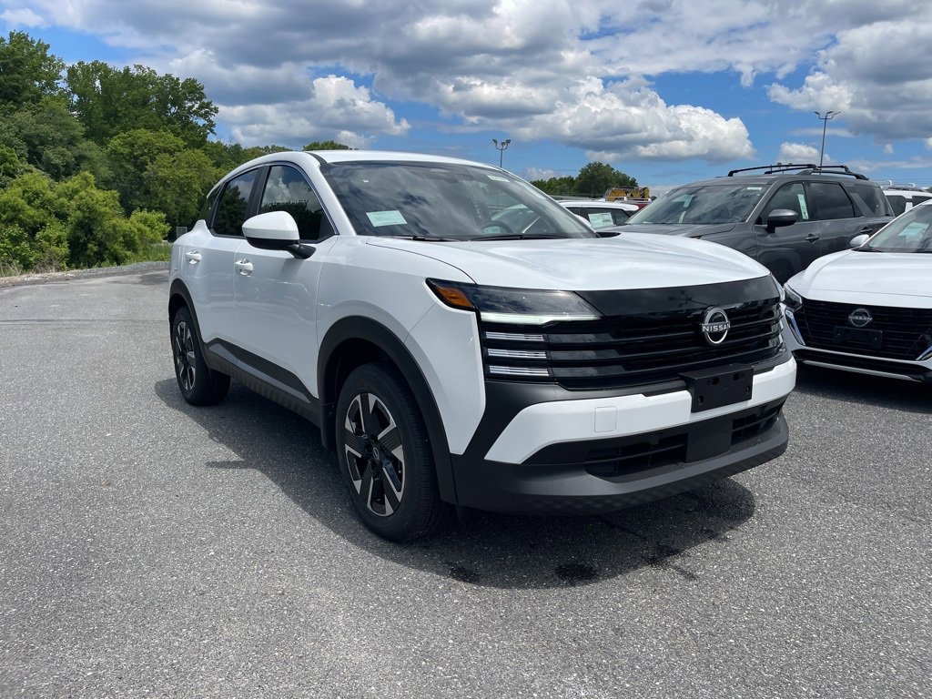 New 2025 Nissan Kicks SV image 4