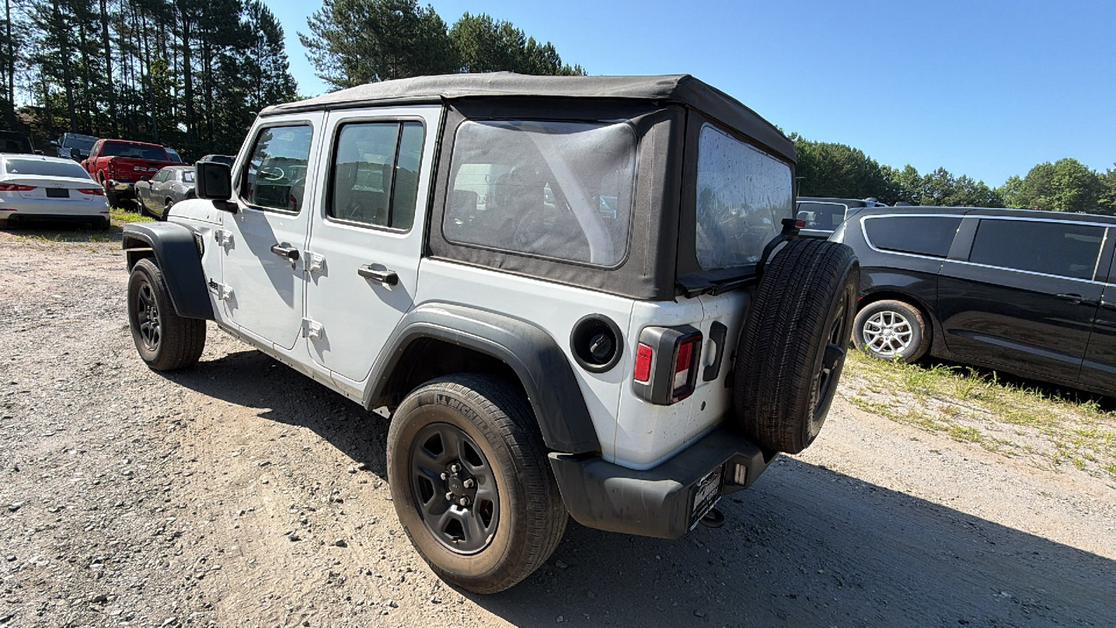 Used 2023 Jeep Wrangler Unlimited Sport AWD/4WD image 10