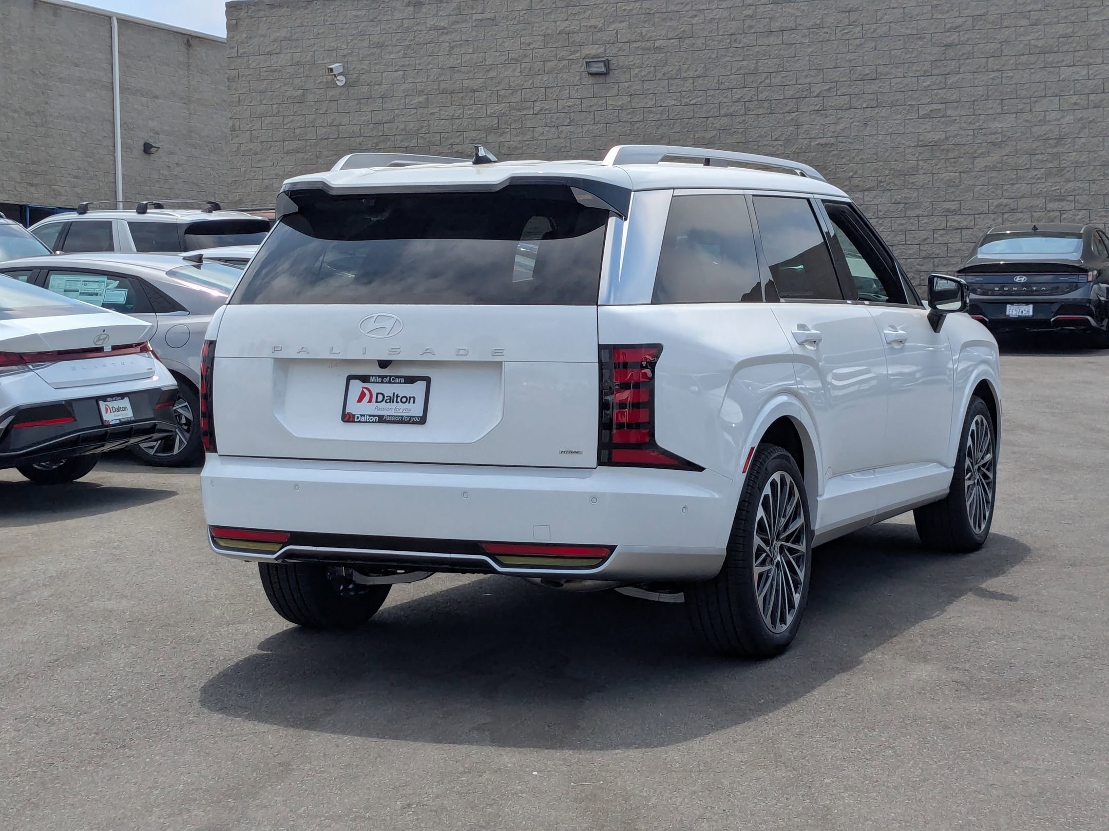 New 2026 Hyundai Palisade Calligraphy AWD/4WD image 4