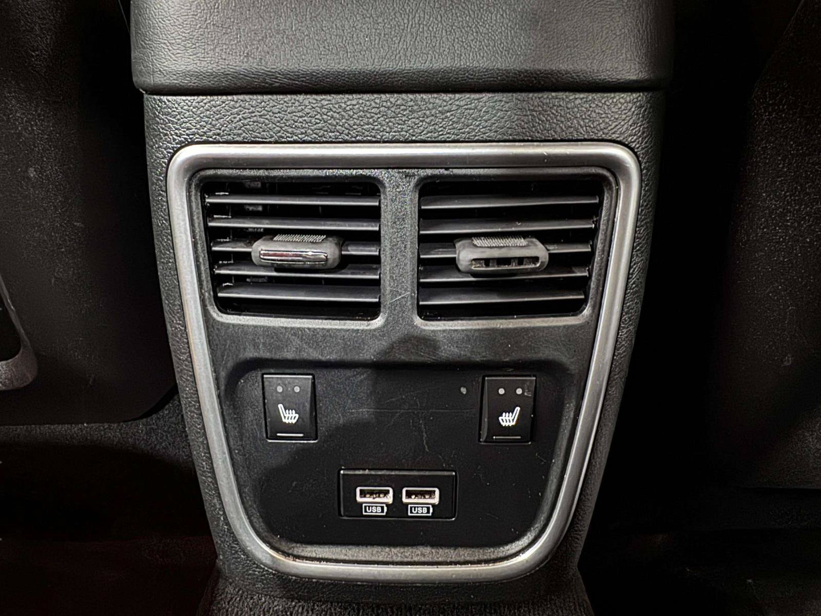 Used 2017 Dodge Charger SXT w/ AWD Plus Group image 35