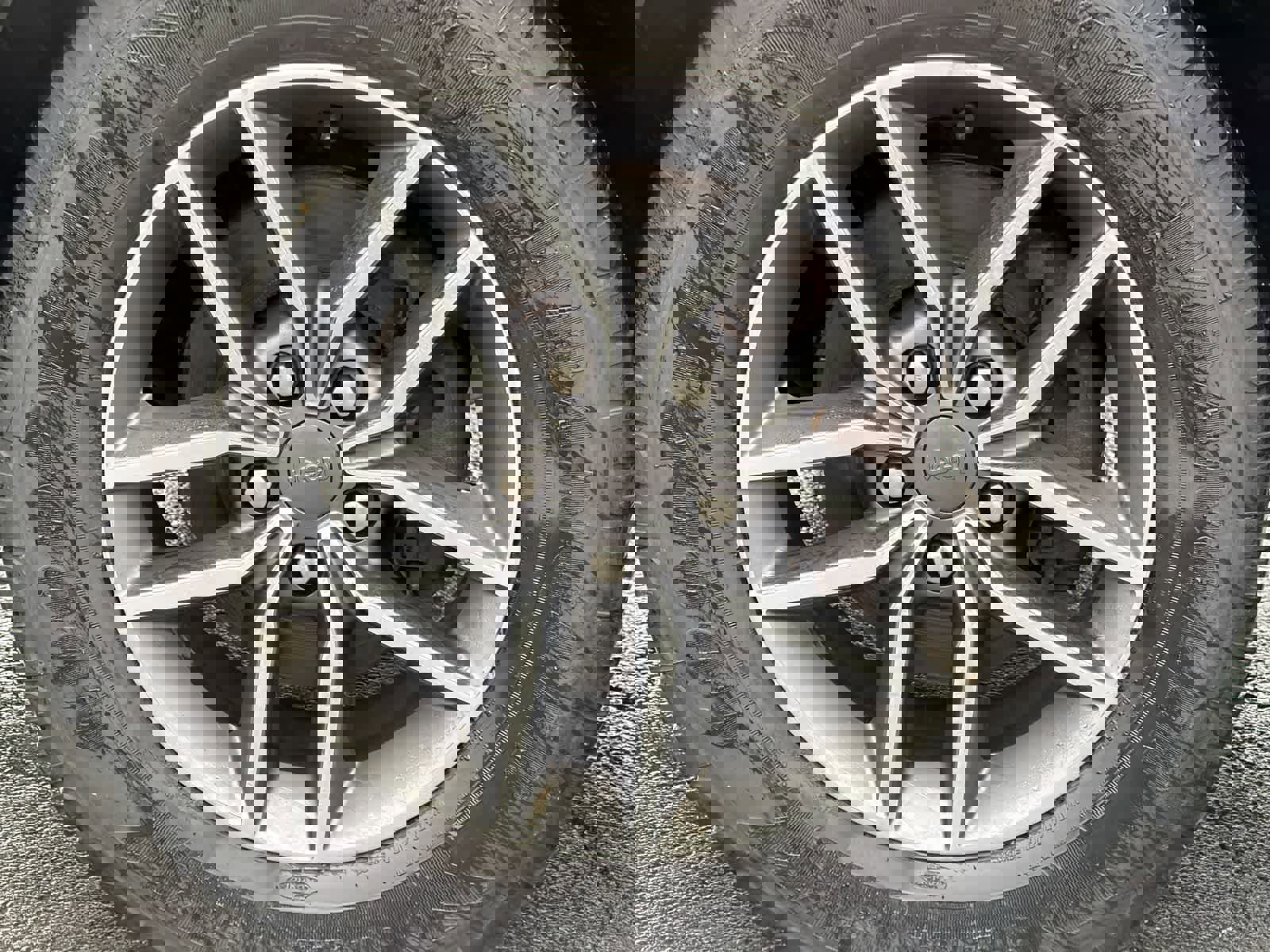 Used 2020 Jeep Grand Cherokee Limited image 14