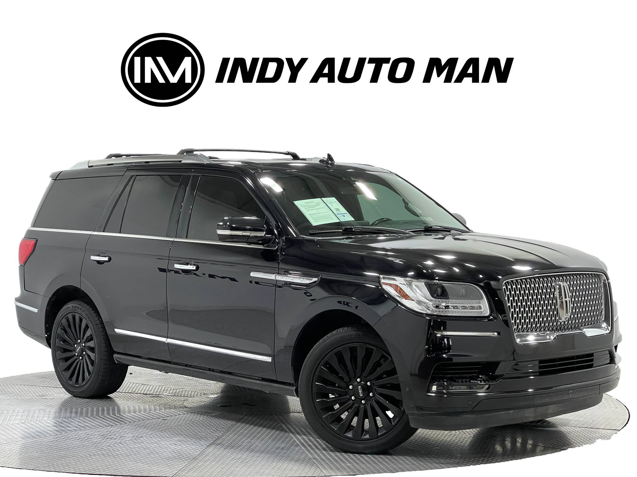 Used 2019 Lincoln Navigator Reserve AWD/4WD image 2