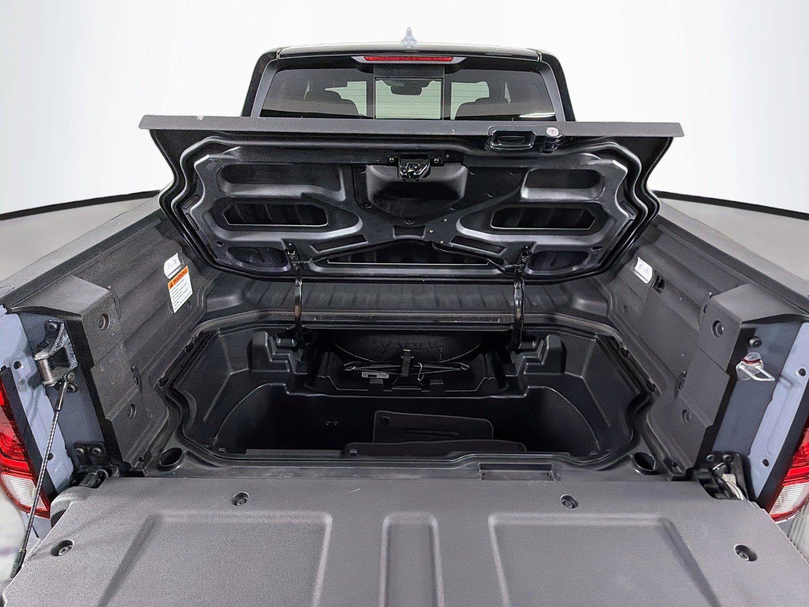 Used 2026 Honda Ridgeline Black Edition image 14