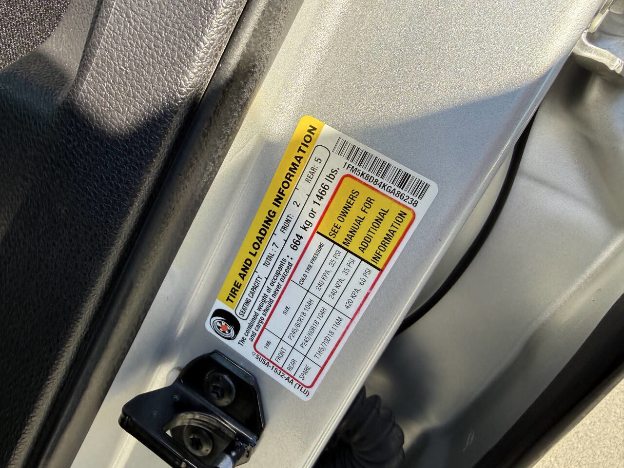 Used 2019 Ford Explorer XLT image 30