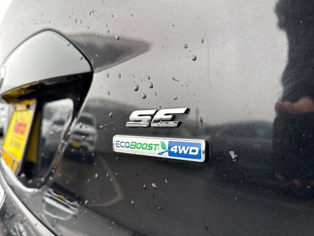 Used 2015 Ford Escape SE image 13