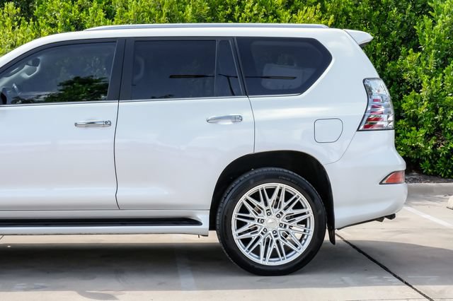 Used 2022 Lexus GX 460 Premium AWD/4WD image 18