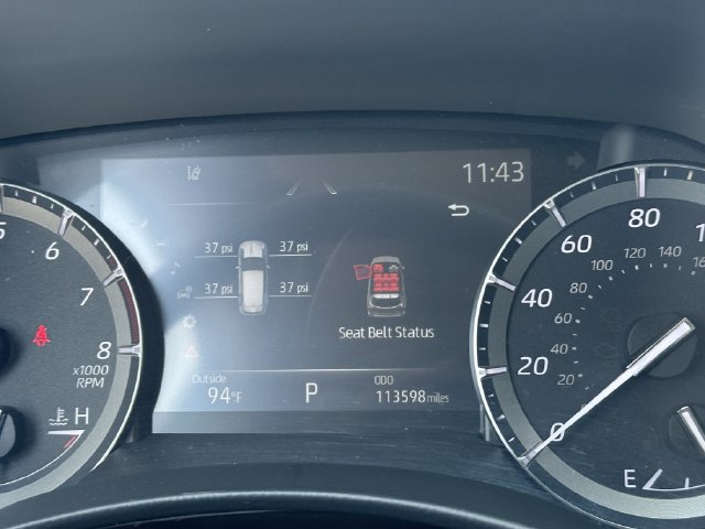 Used 2021 Toyota Highlander XLE AWD/4WD image 15