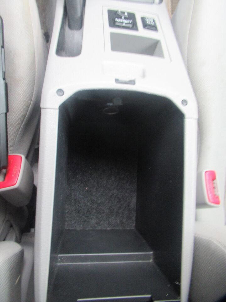 Used 2012 Toyota RAV4 4WD image 36