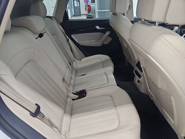 Used 2018 Audi Q5 2.0T Premium Plus w/ Premium Plus Package AWD/4WD image 33