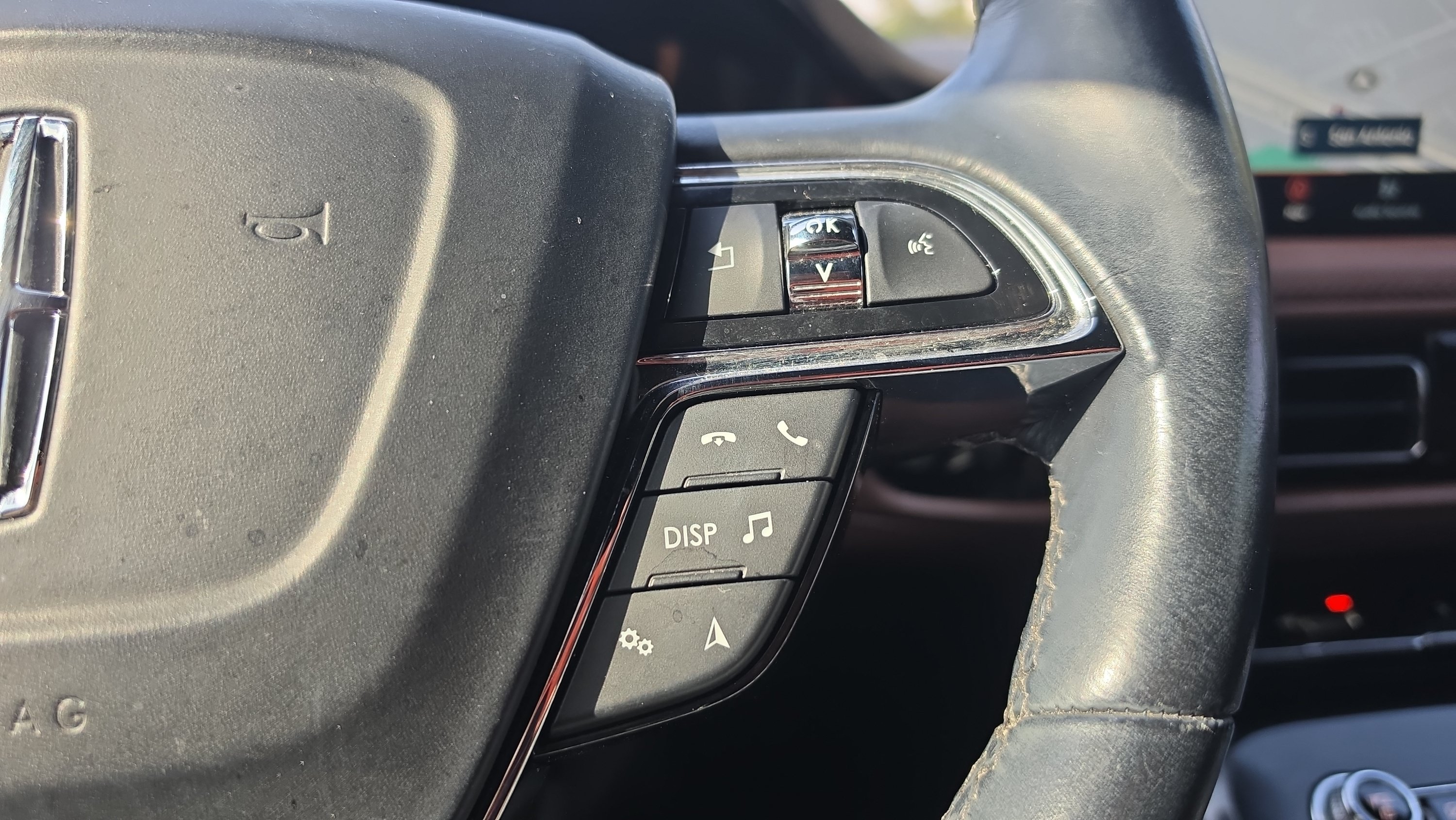 Used 2022 Lincoln Nautilus Reserve AWD/4WD image 14