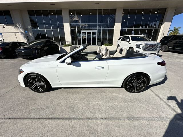 Used 2025 Mercedes-Benz CLE 300 4MATIC Cabriolet image 29