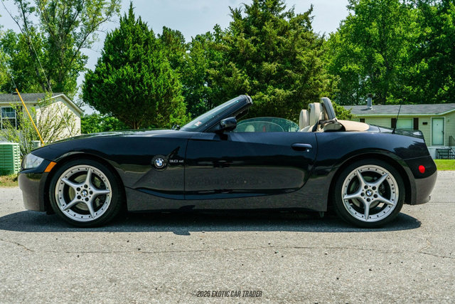 Used 2008 BMW Z4 3.0si image 3