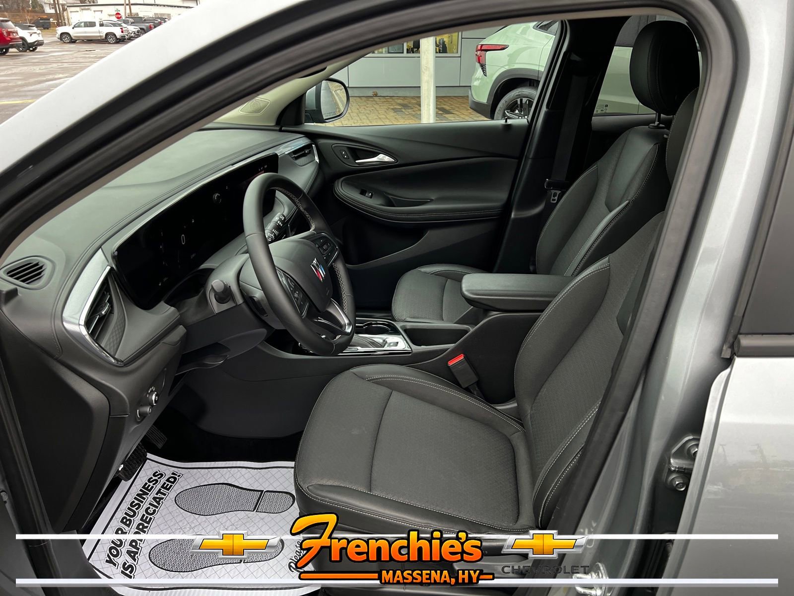 Used 2025 Buick Encore GX Preferred AWD/4WD image 11