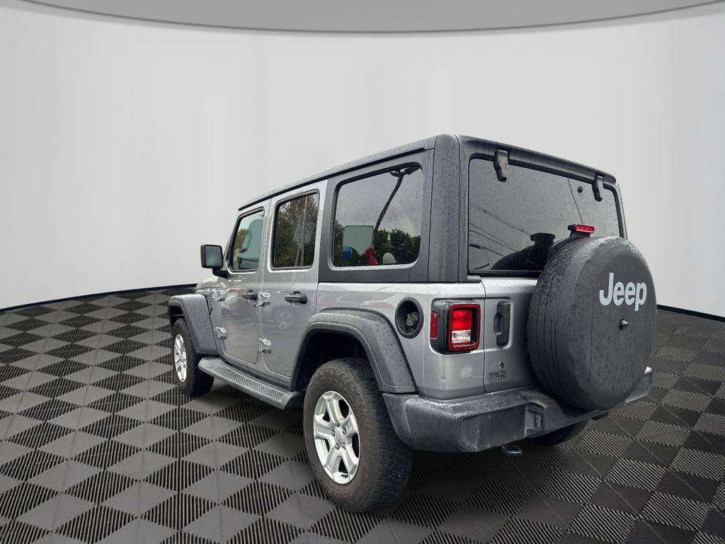 Used 2018 Jeep Wrangler Unlimited Sport S AWD/4WD image 2