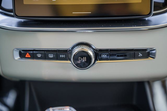 New 2026 Volvo XC90 T8 Ultra w/ Protection Package Premier image 23